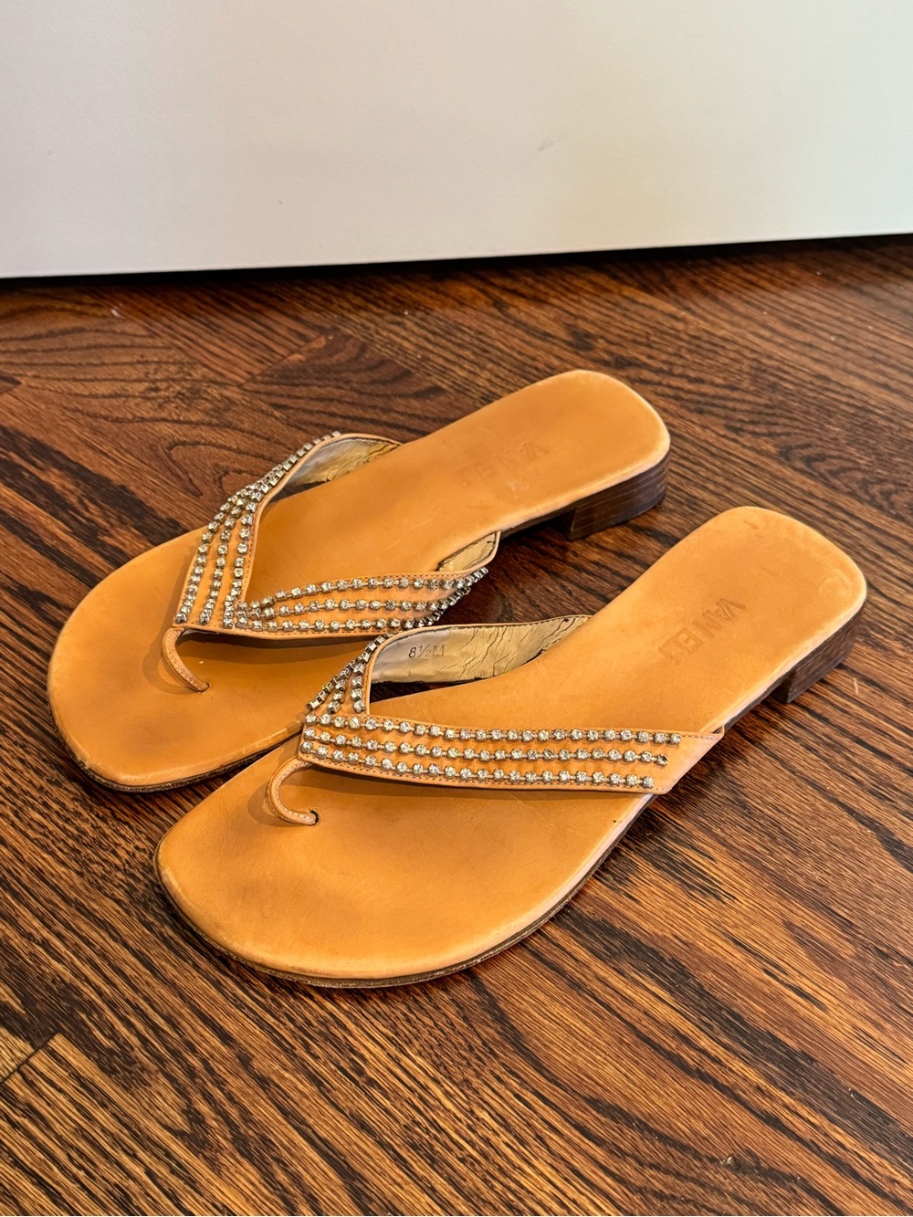 Women's Tan leather Vaneli Embellished Thong Sandals 8.5